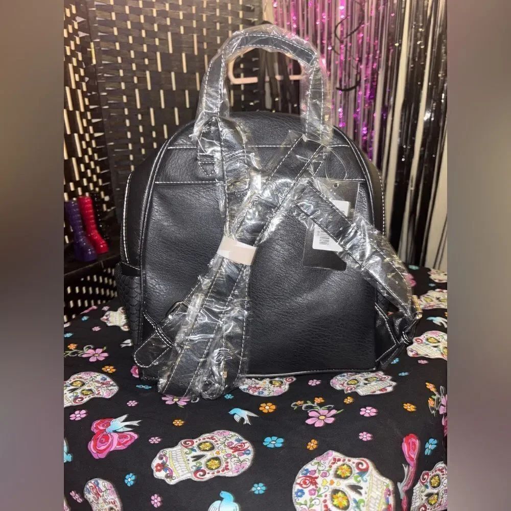 Edgy Backpack with Studded Skull Design - Picture 3 of 6